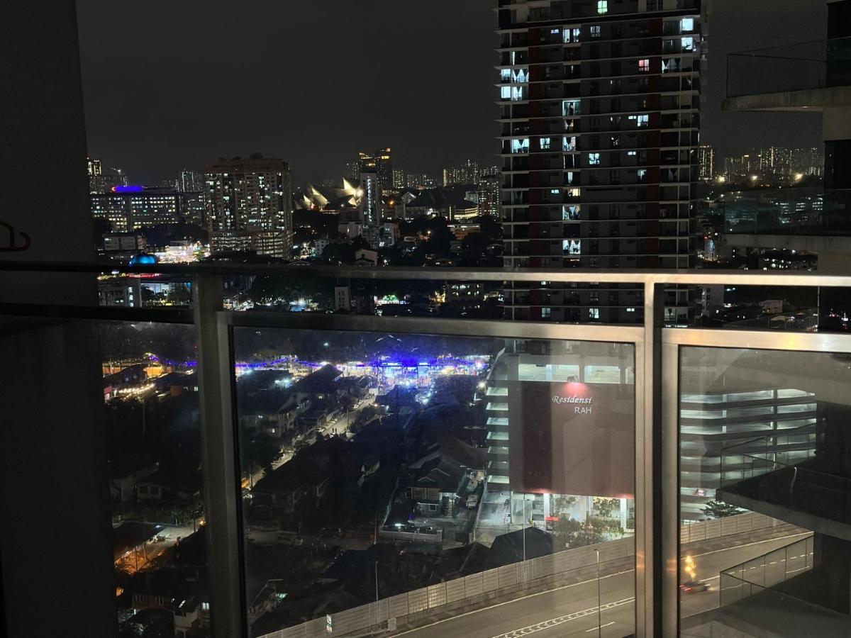 Summer Suites Klcc By Purple Orchid Kuala Lumpur Dış mekan fotoğraf