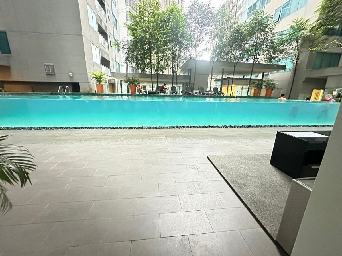 Summer Suites Klcc By Purple Orchid Kuala Lumpur Dış mekan fotoğraf