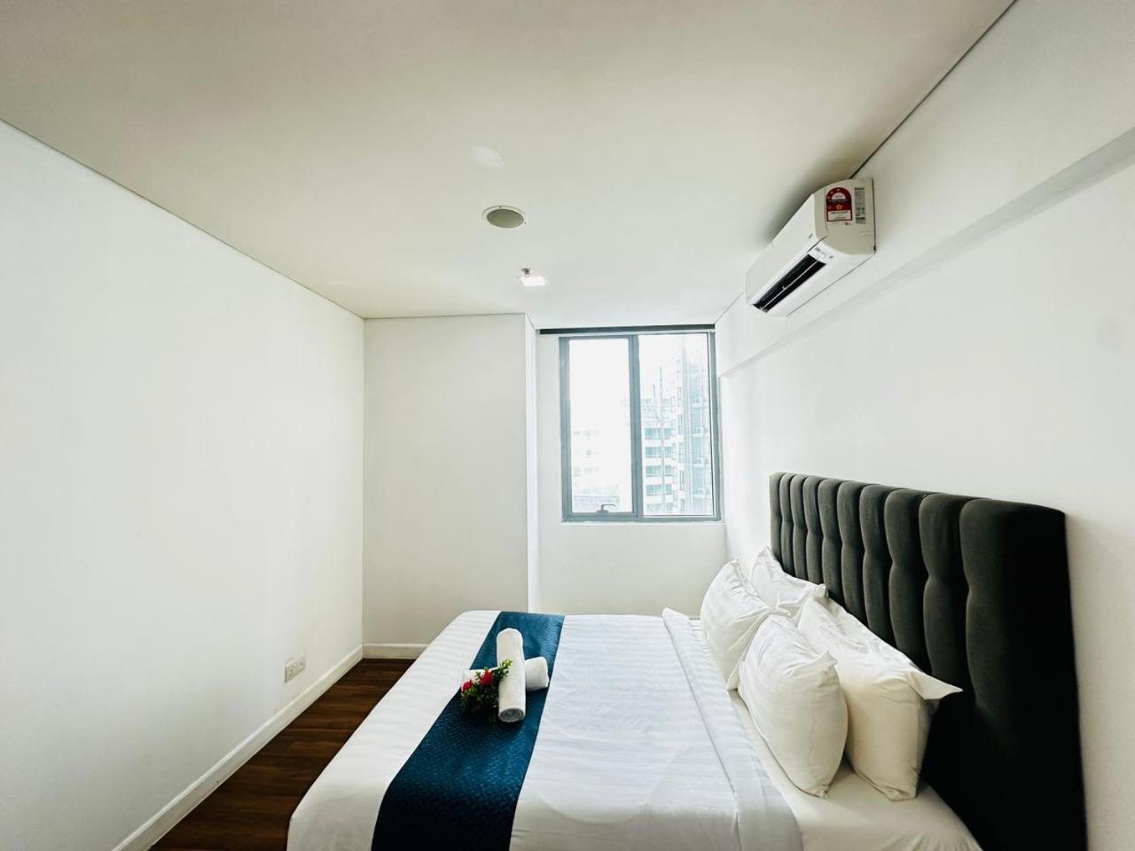 Summer Suites Klcc By Purple Orchid Kuala Lumpur Dış mekan fotoğraf