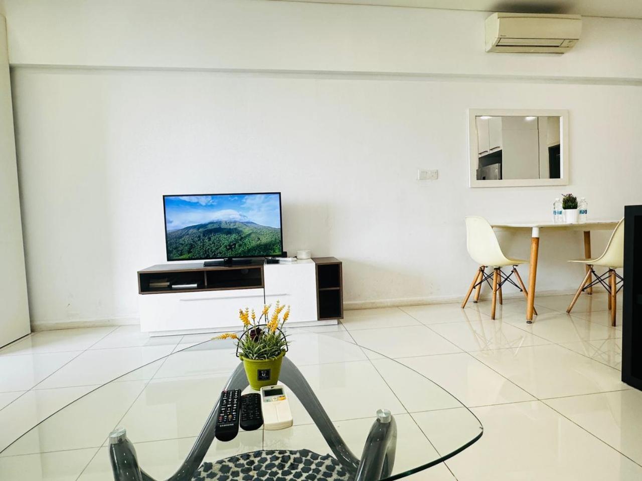 Summer Suites Klcc By Purple Orchid Kuala Lumpur Dış mekan fotoğraf