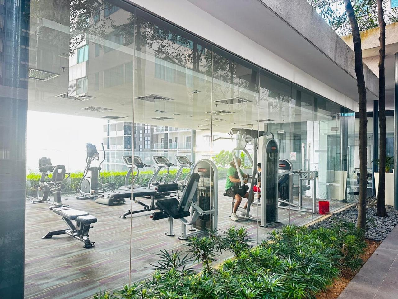 Summer Suites Klcc By Purple Orchid Kuala Lumpur Dış mekan fotoğraf