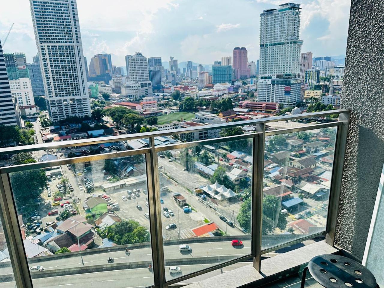Summer Suites Klcc By Purple Orchid Kuala Lumpur Dış mekan fotoğraf